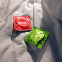 Durex Überraschungsmix – Verschiedene dünne Kondome mit Relief und Rippen, leicht überzuziehen, mit Gleitmittel und Reservoir, extra viel Vergnügen, 30 Stück