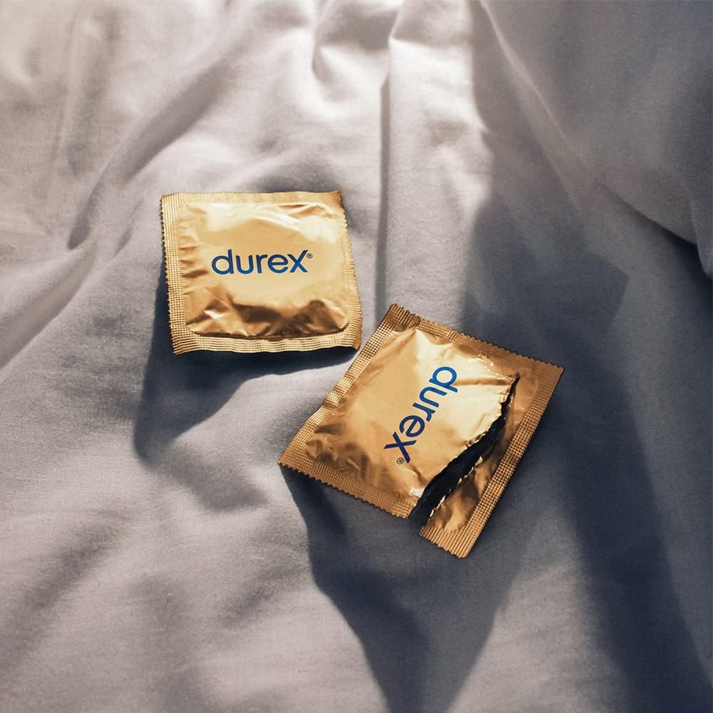 Durex Real Feel – Latexfreie Kondome aus Polyisopren, Haut-auf-Haut-Gefühl, leicht anzuziehen, mit Gleitmittel und Reservoir, normale Passform – 10er-Pack